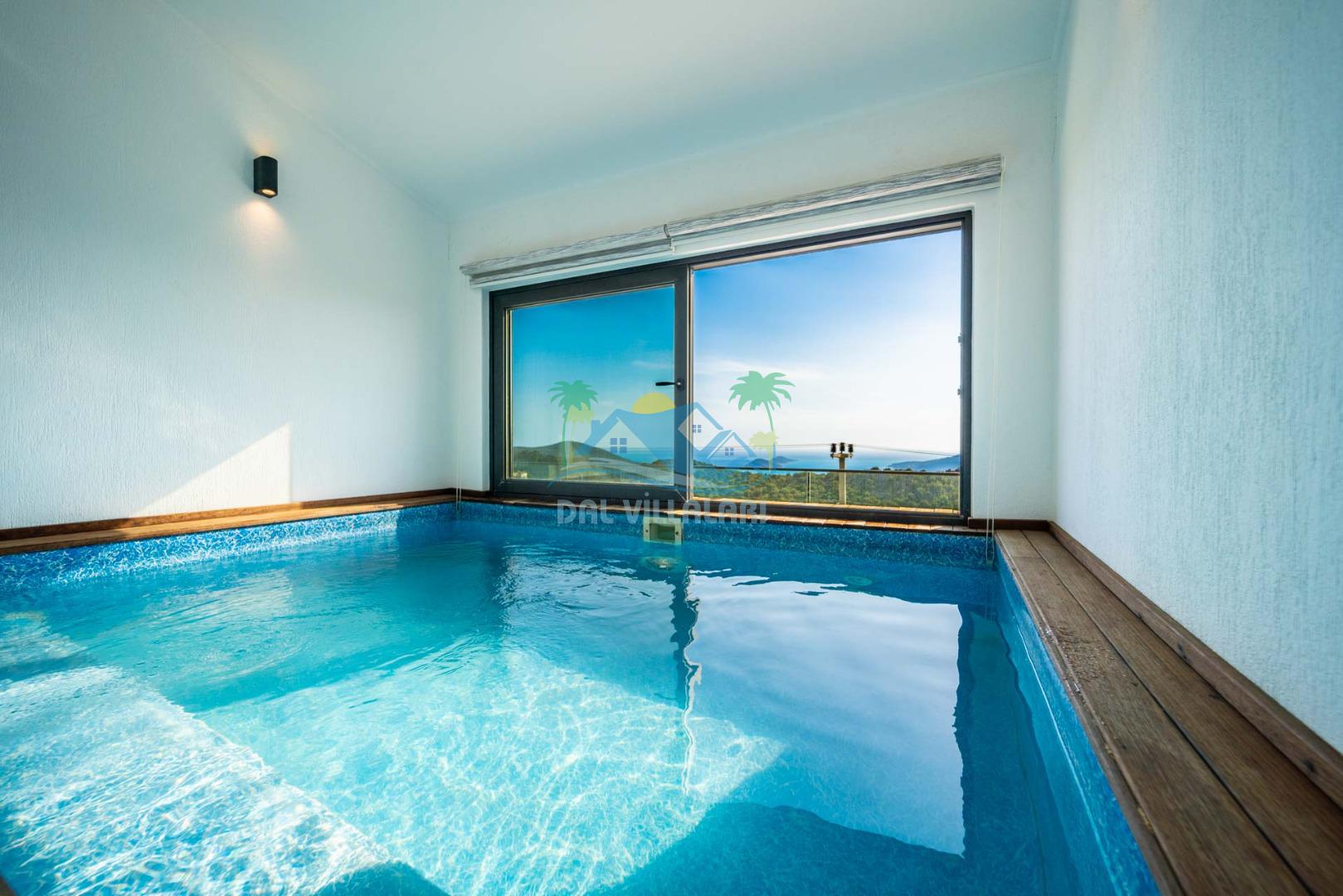 Isıtmalı sıcak havuz