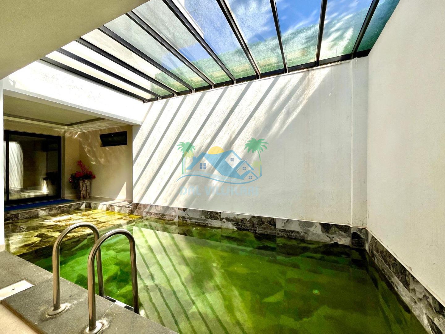 Isıtmalı sıcak havuz