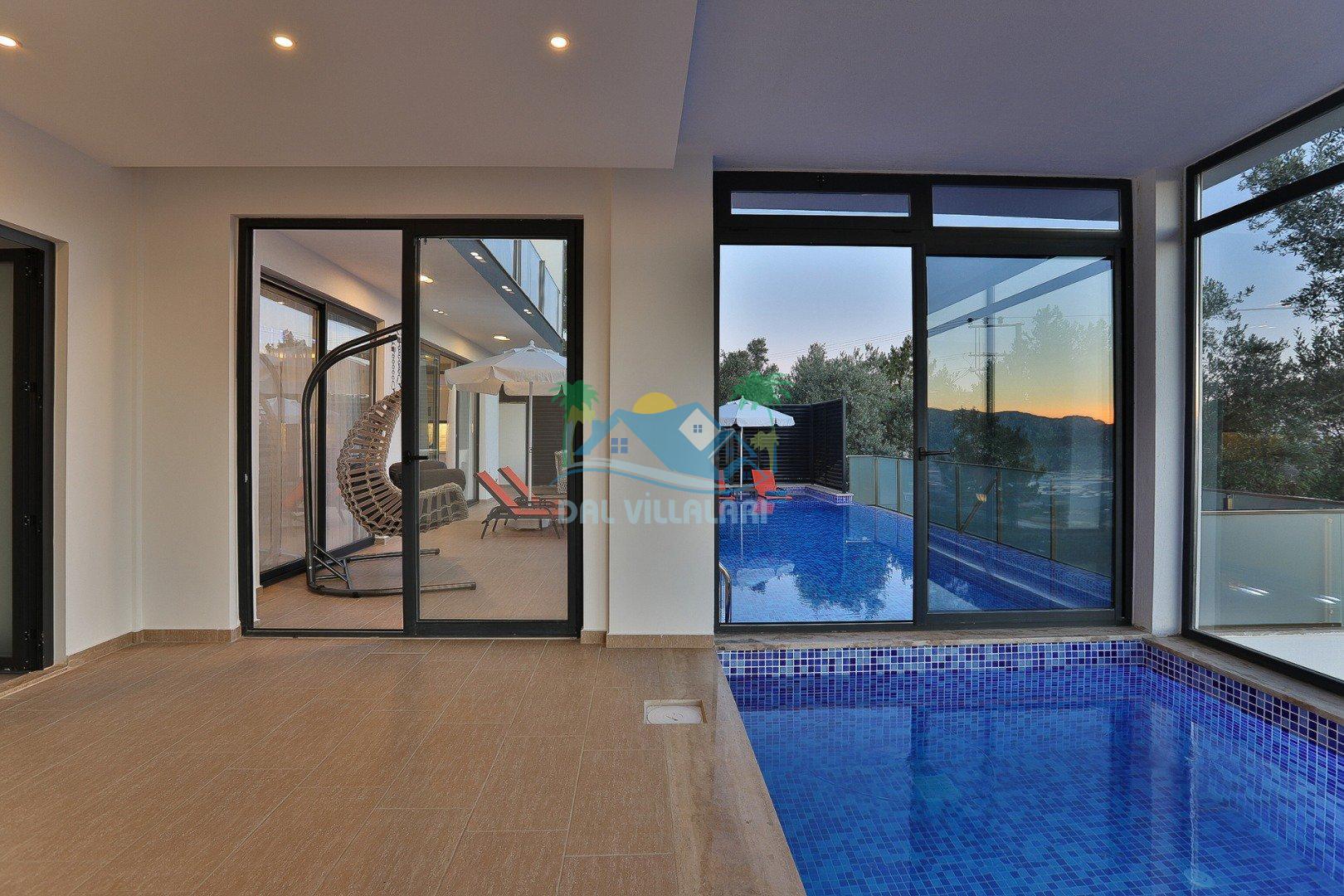 Isıtmalı sıcak havuz